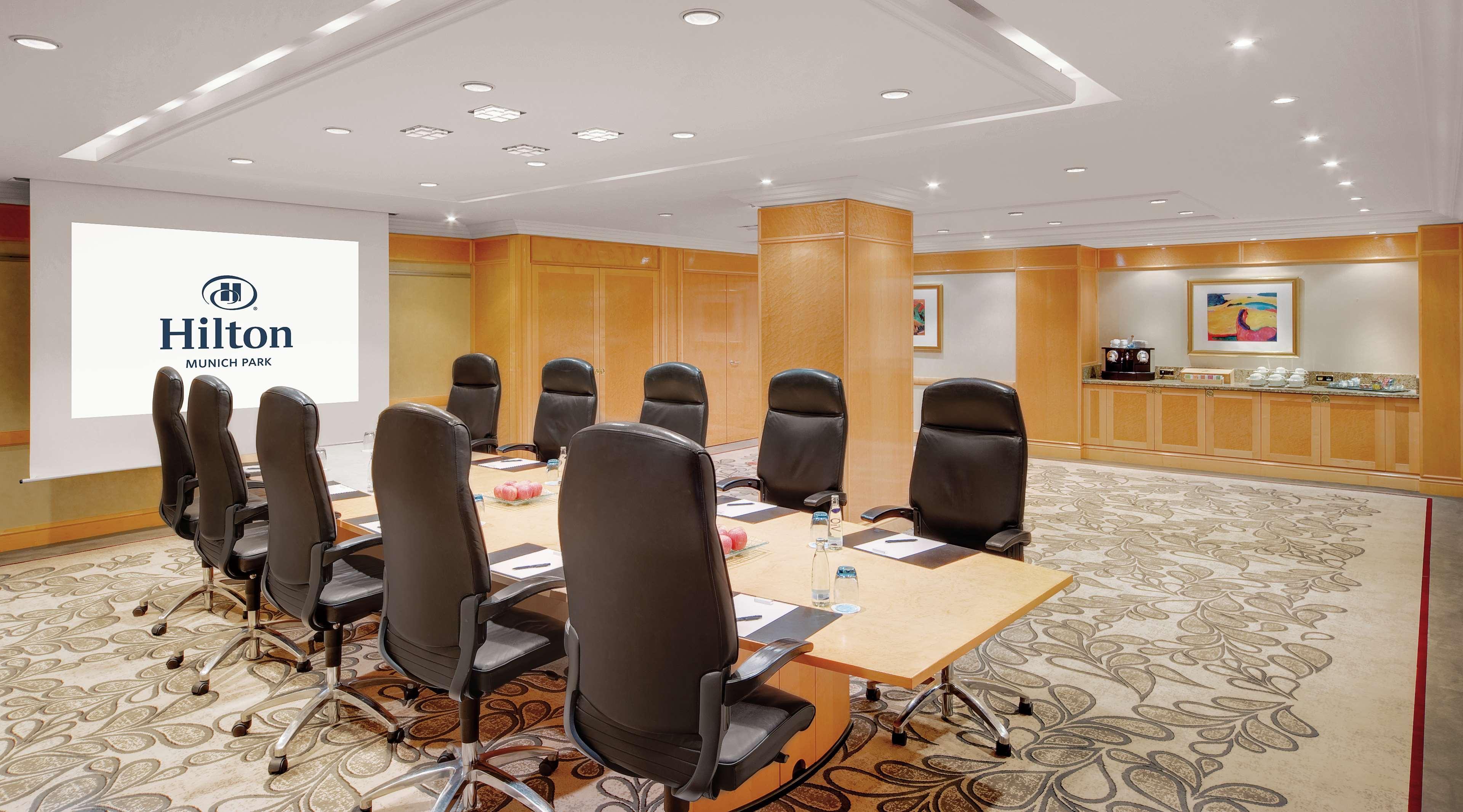 Hilton Munich Park Ξενοδοχείο Εξωτερικό φωτογραφία